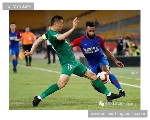 杭州篮球队在城市联赛中以70分稳居积分榜首位，展现强劲实力