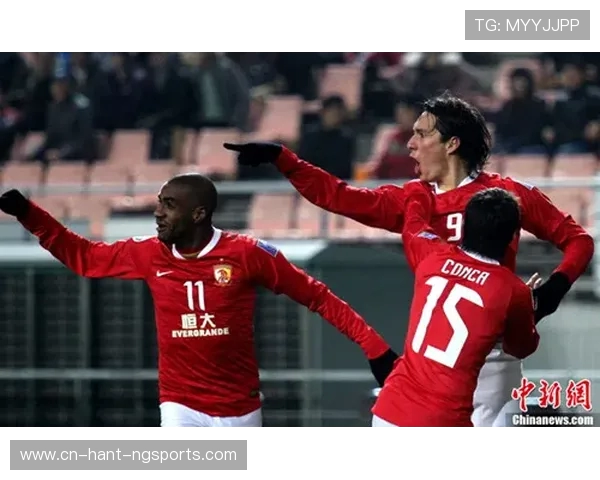 上港与恒大激战再续中超传奇对决精彩瞬间尽在CNTV直播回放